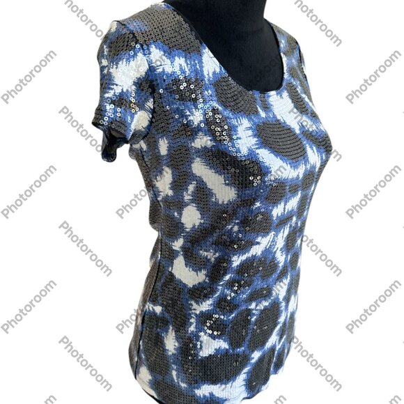 Chico's Black Label Size 0 Blue & White Sparkle Splatter Short Sleeve Shirt - Picture 2 of 4